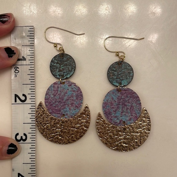 Cresent Moon Patina Earrings✨ - Picture 2 of 3